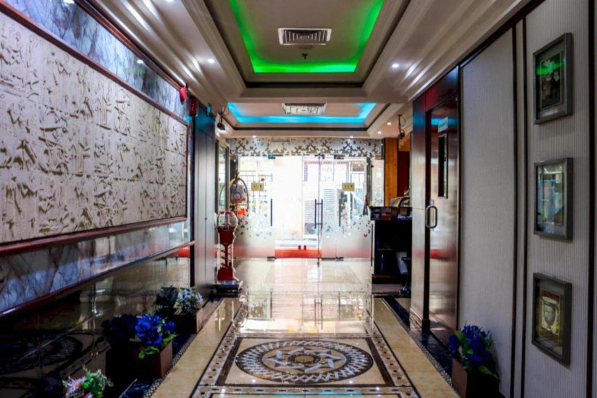 Palette Phoenix Hotel Dubai Exterior photo
