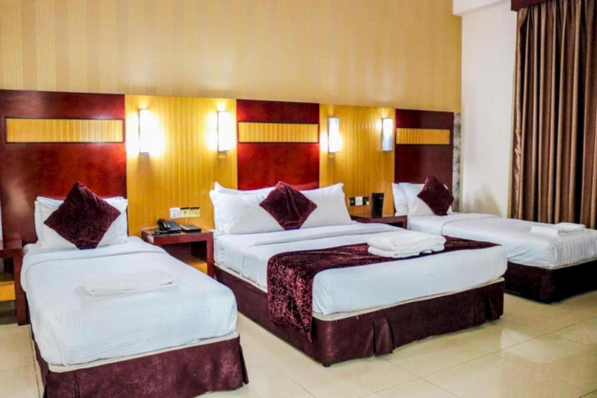 Palette Phoenix Hotel Dubai Exterior photo